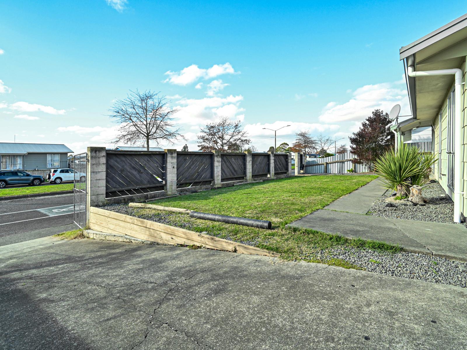 1/329 Flaxmere Avenue, Flaxmere