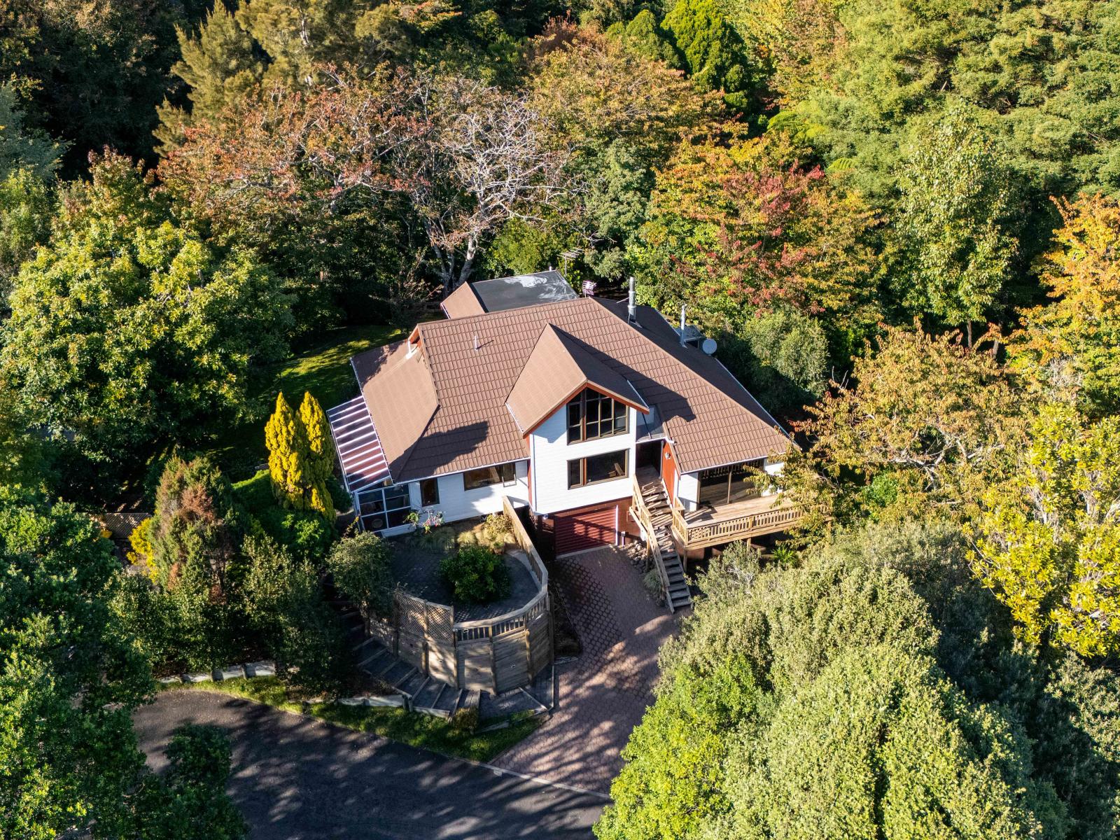 21b Sequoia Grove, Merrilands