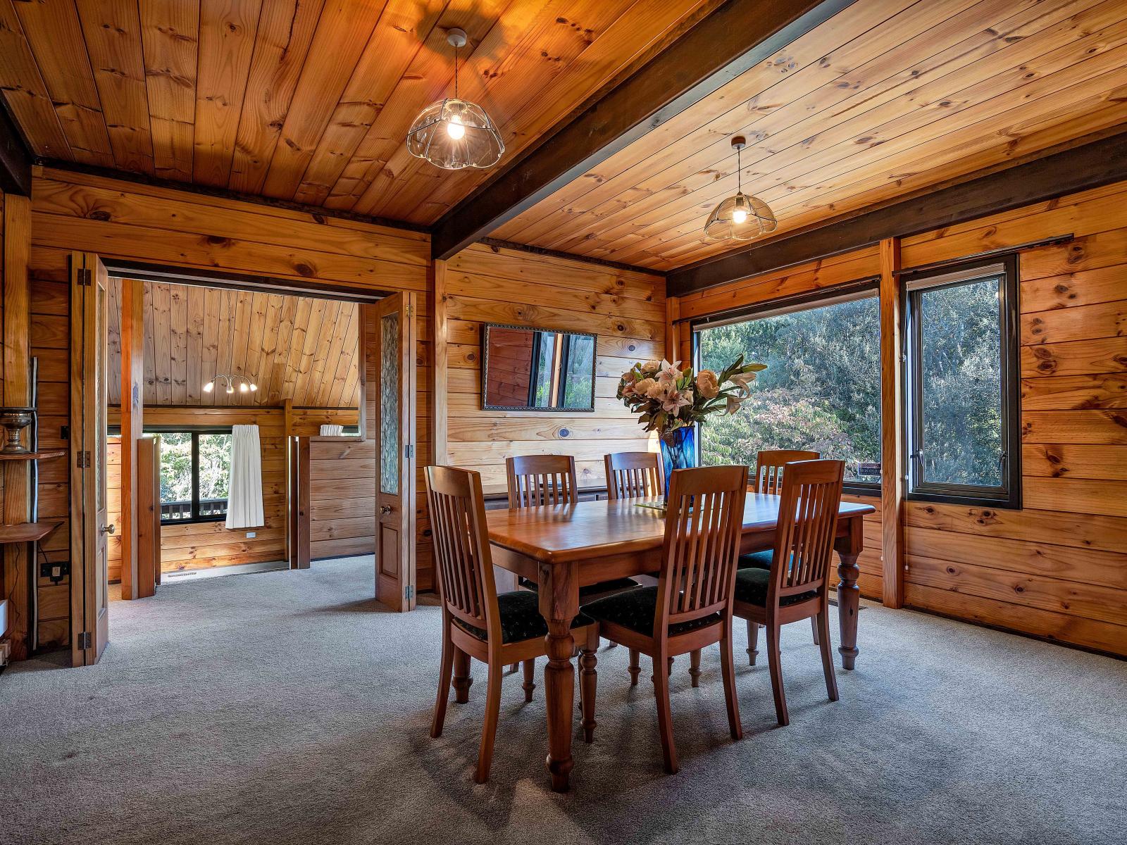 21b Sequoia Grove, Merrilands