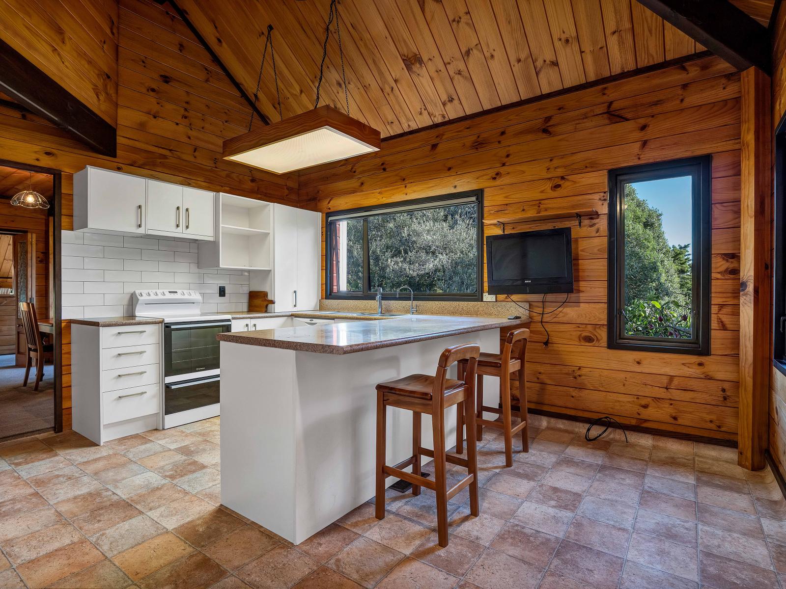 21b Sequoia Grove, Merrilands