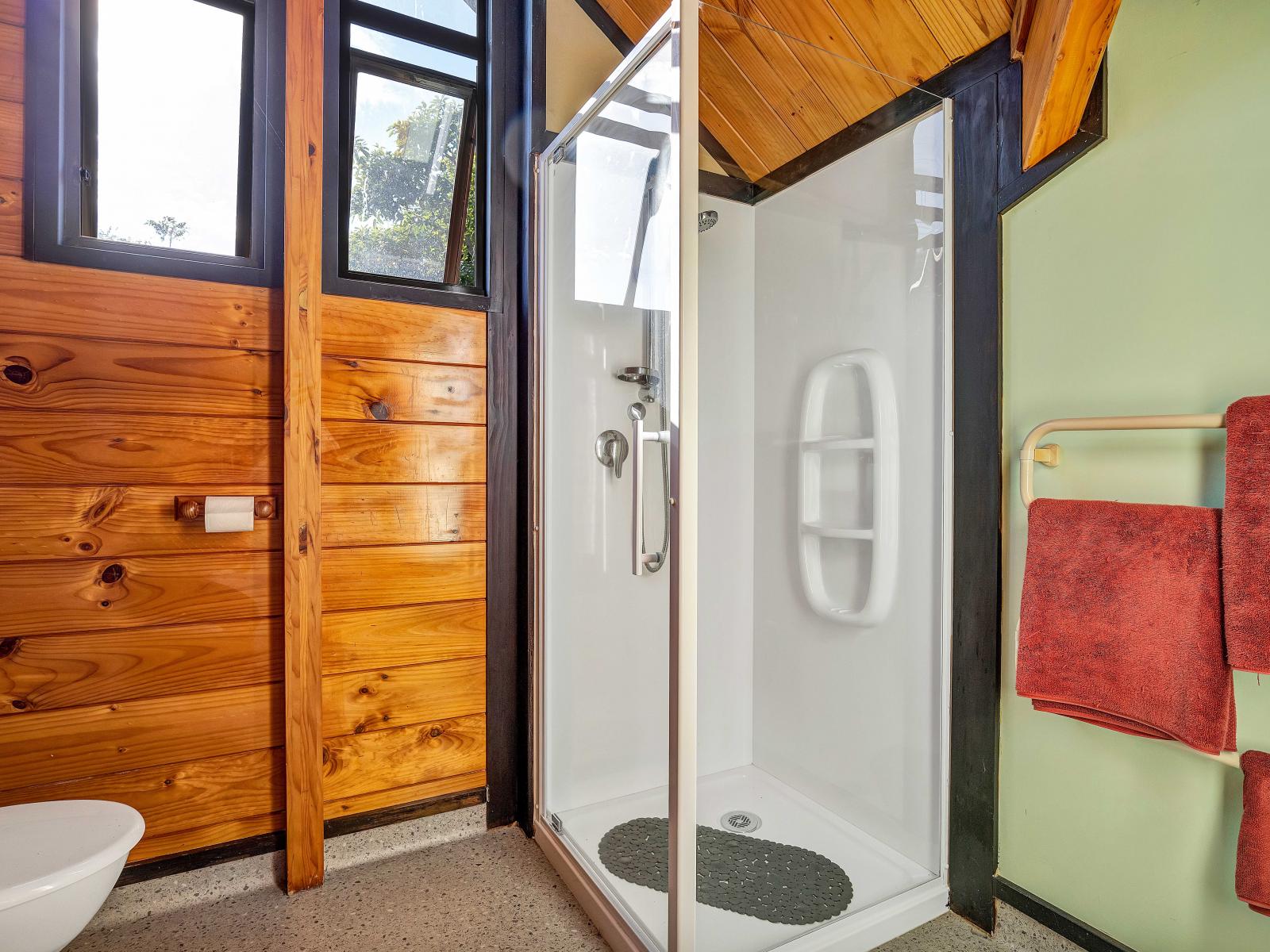 21b Sequoia Grove, Merrilands