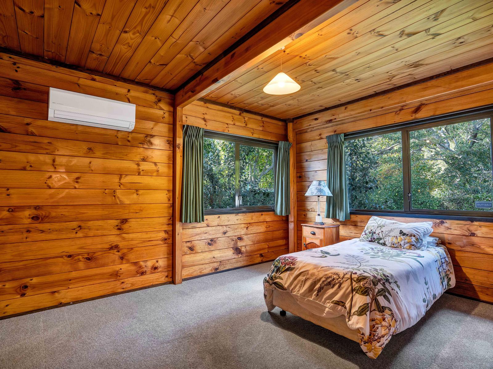 21b Sequoia Grove, Merrilands