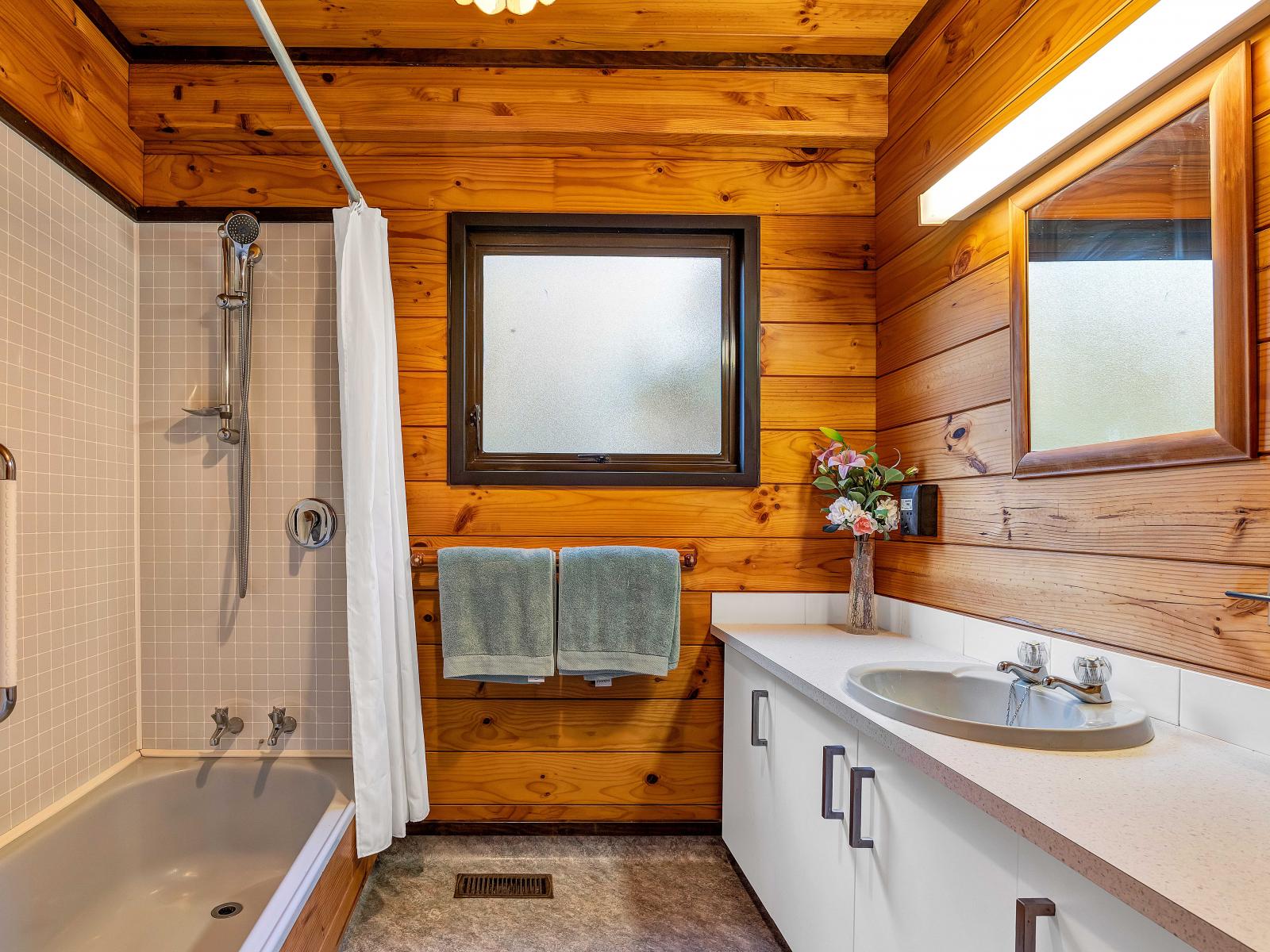 21b Sequoia Grove, Merrilands