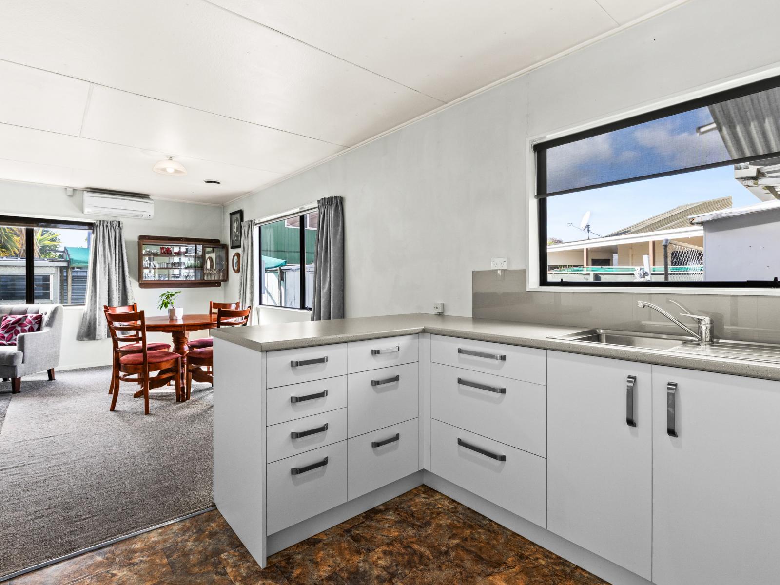 42 Konini Crescent, Pirimai