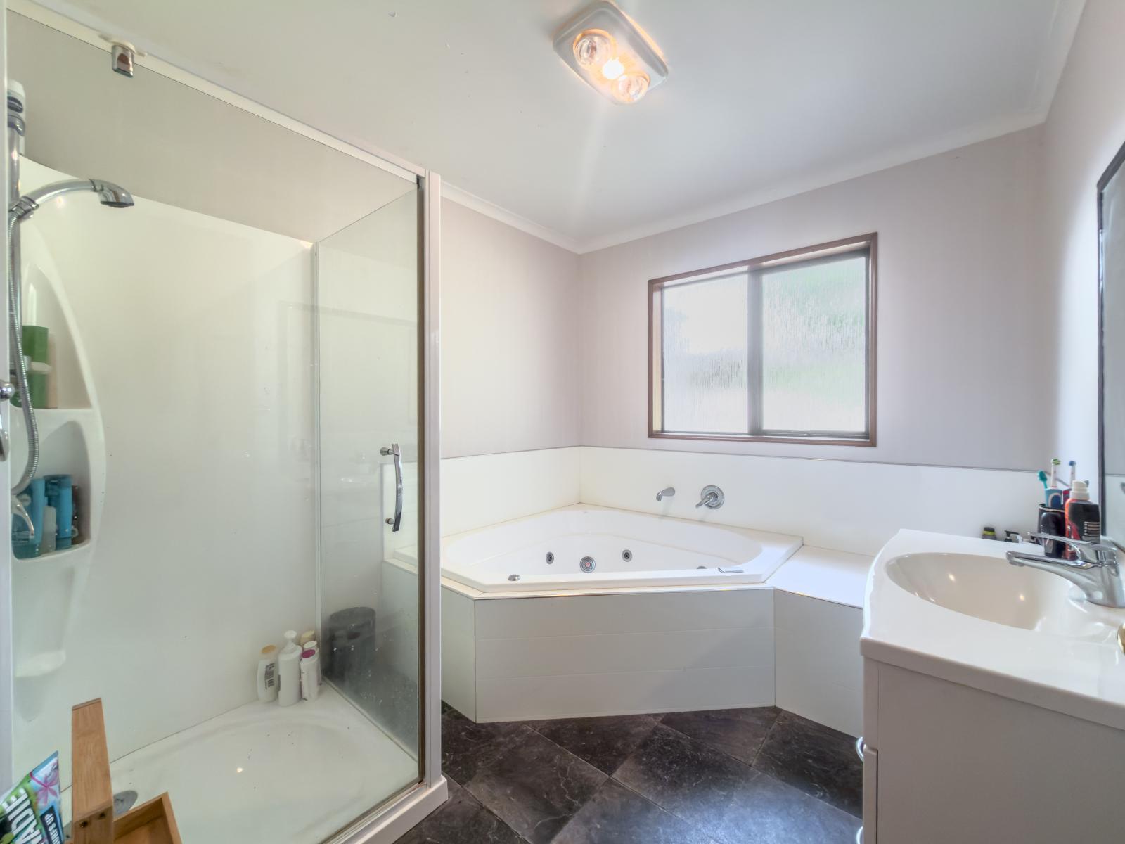 110 Ariki Avenue, Otatara