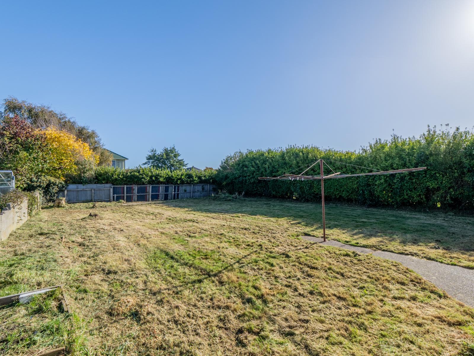 22 Adamson Crescent, Glengarry