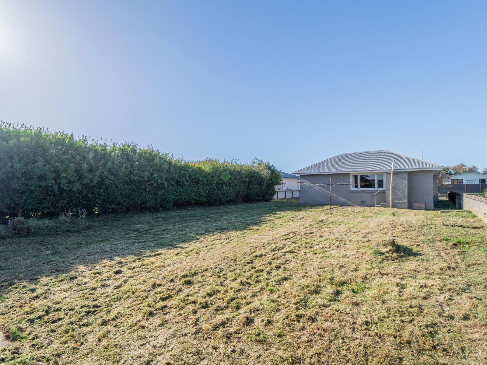 22 Adamson Crescent, Glengarry