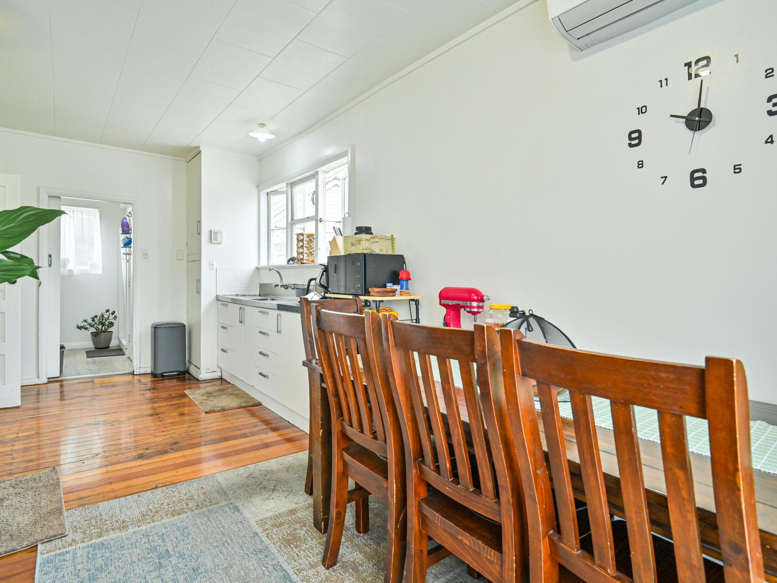 912 Tamatea Place, Mahora