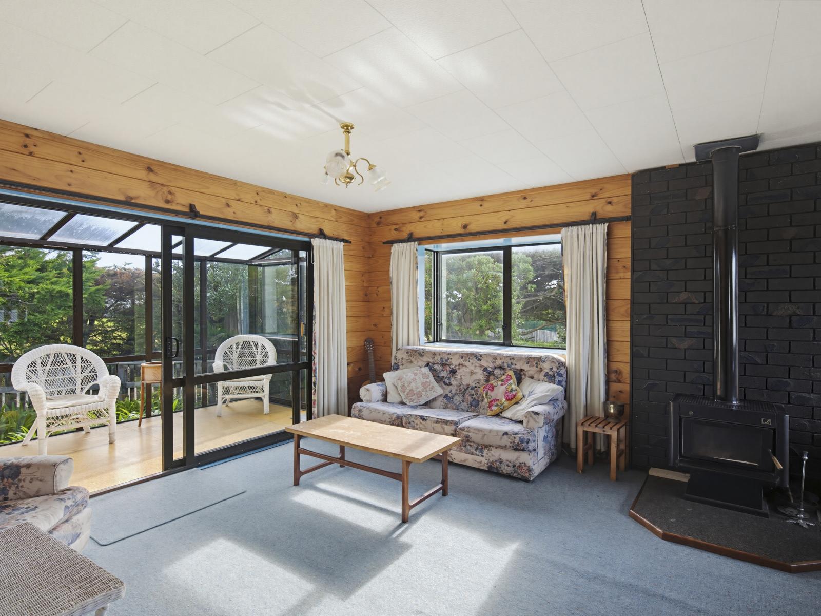 8 Duncan Street, Waikawa Beach
