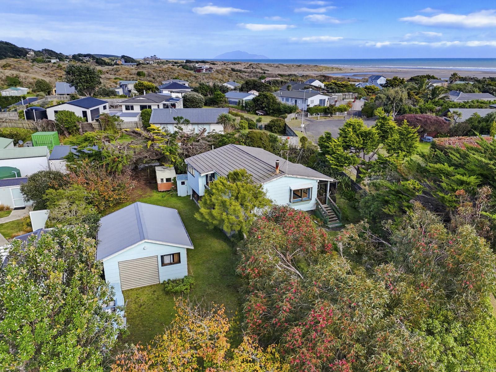 8 Duncan Street, Waikawa Beach