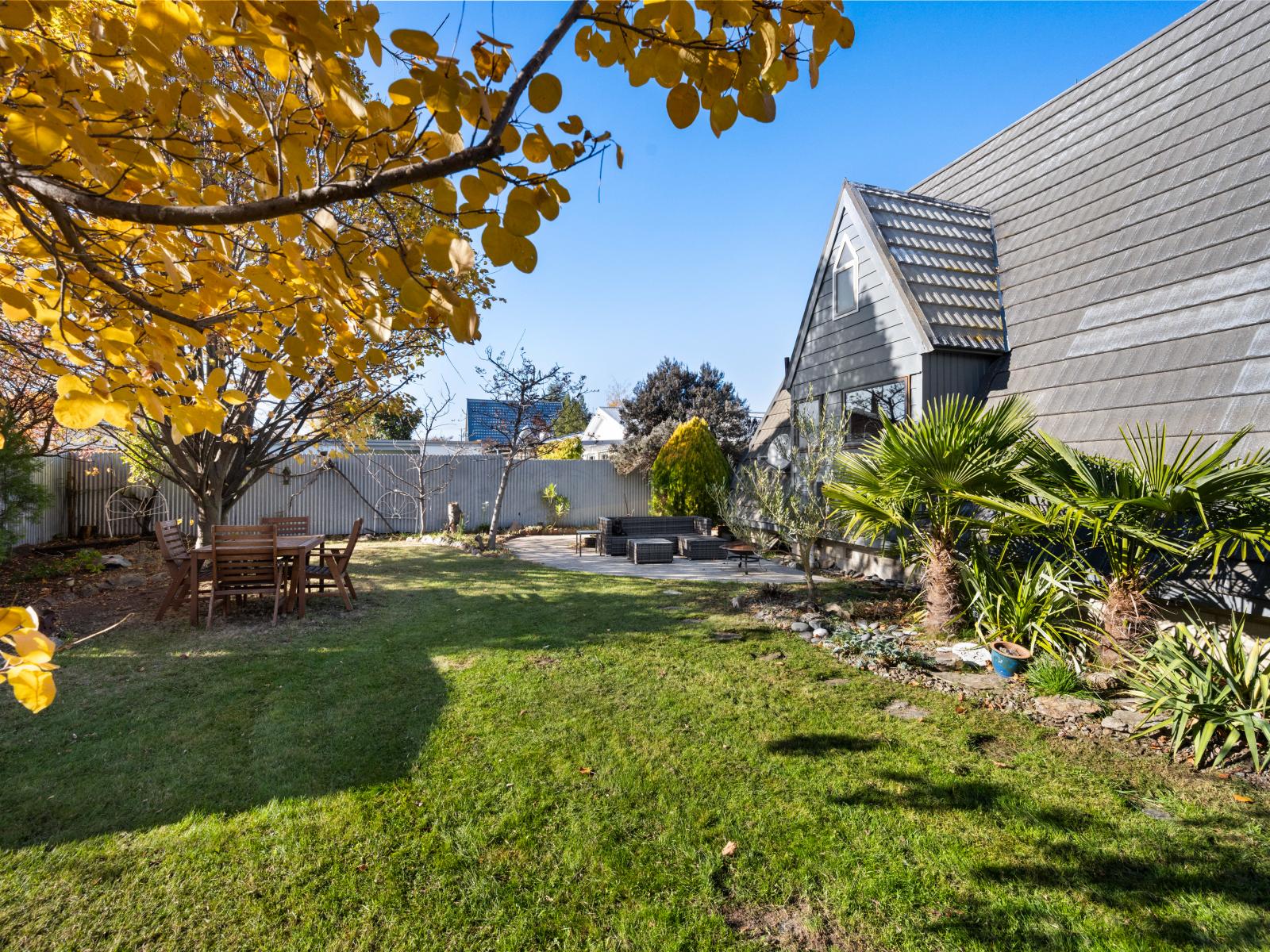 1 Don Place, Alexandra
