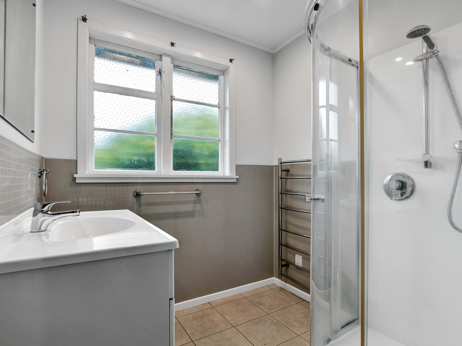 25 Blagdon Road, Blagdon