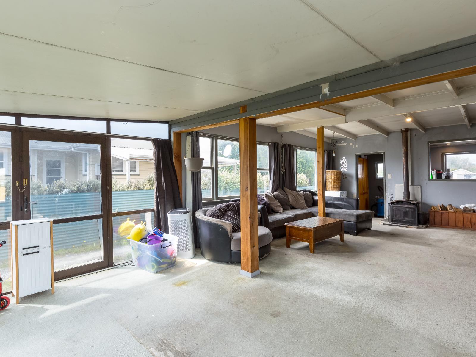 50 River Road, Masterton