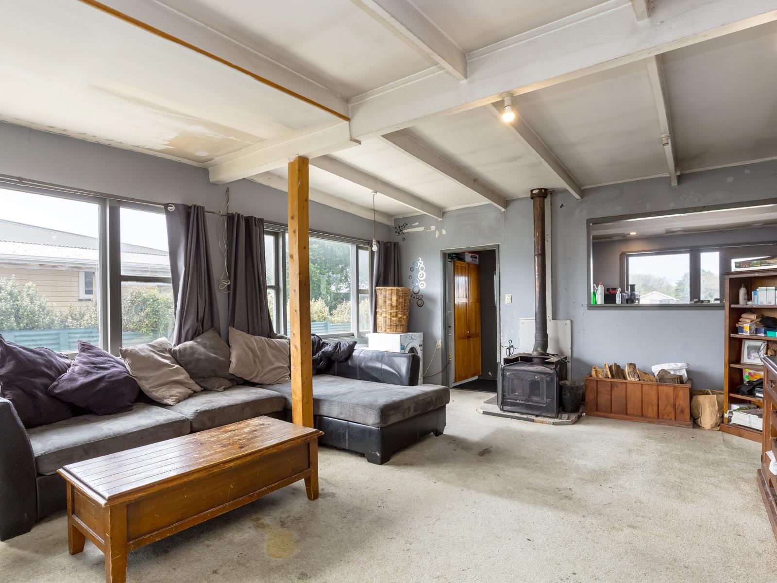 50 River Road, Masterton
