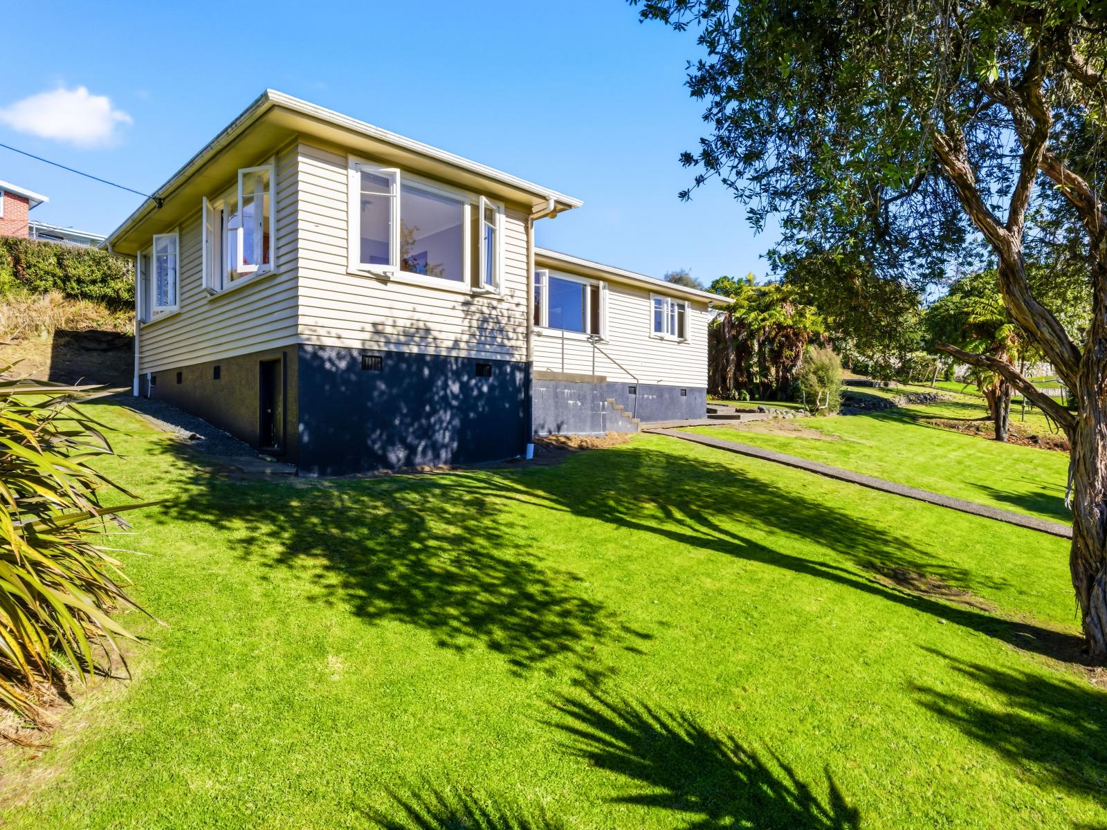 16 Tarrangower Avenue, Taumarunui