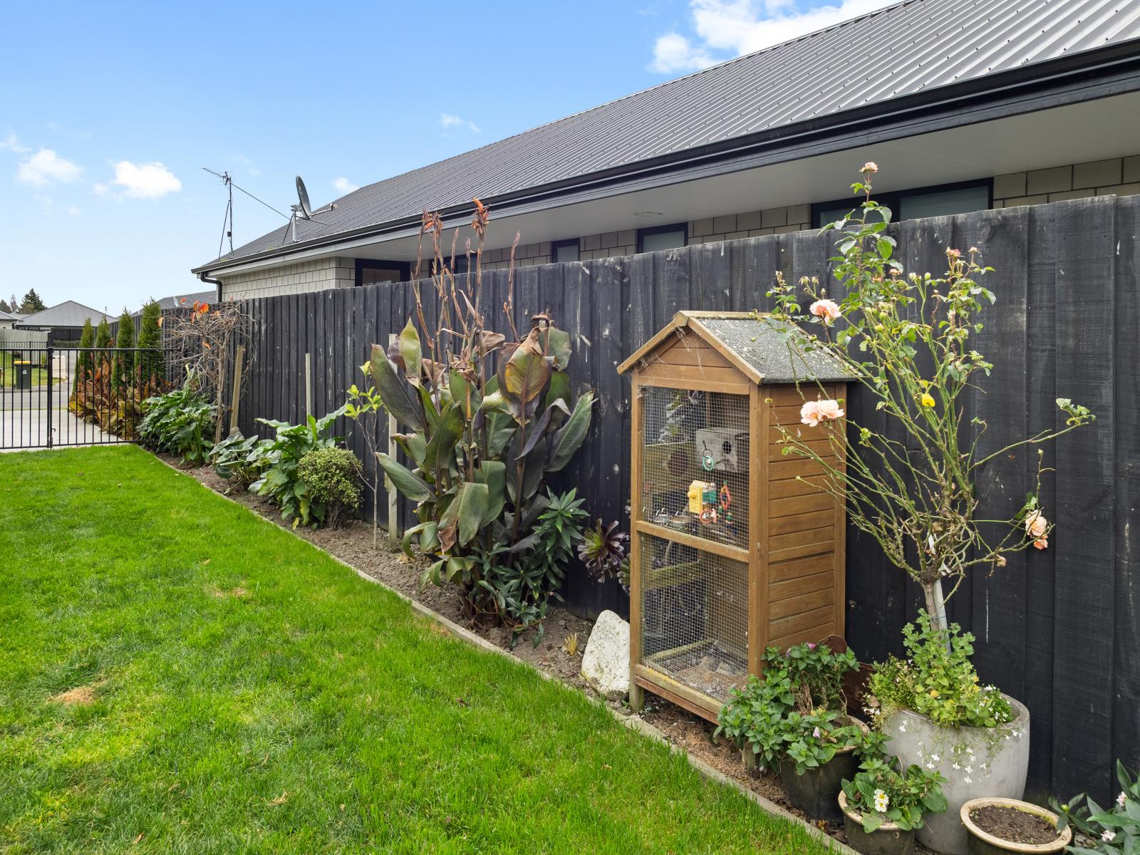 23 Redhaven Rise, Netherby