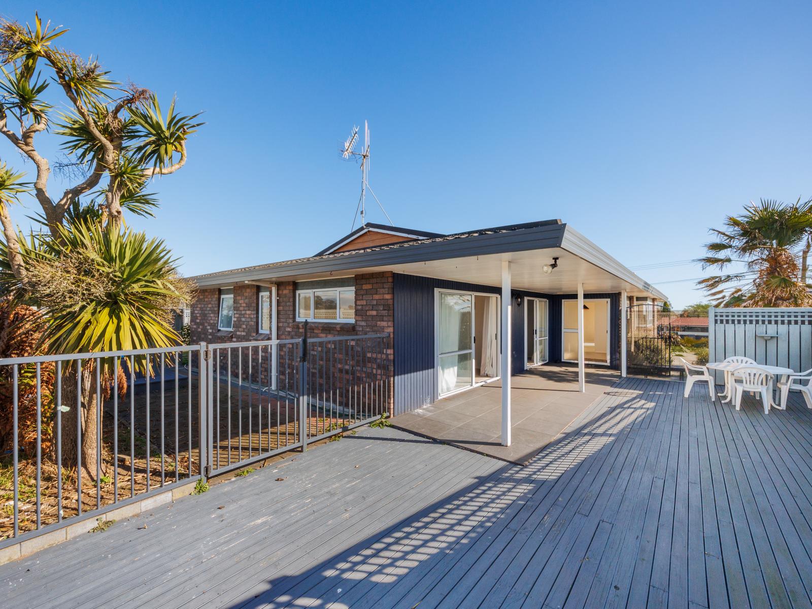 8 Brown Street, Foxton