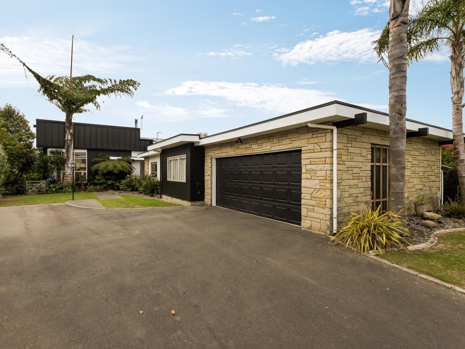 24 Ngarimu Crescent, Taradale