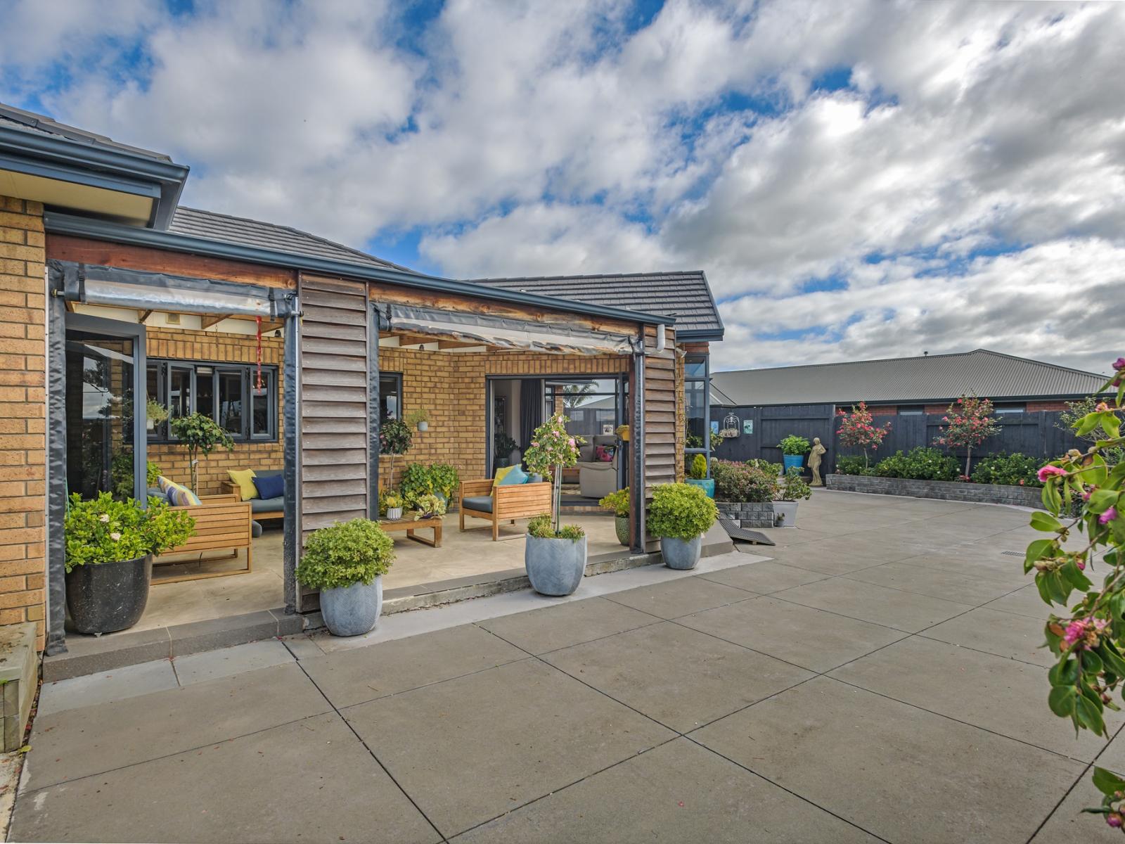 8 Crabapple Close, Milson