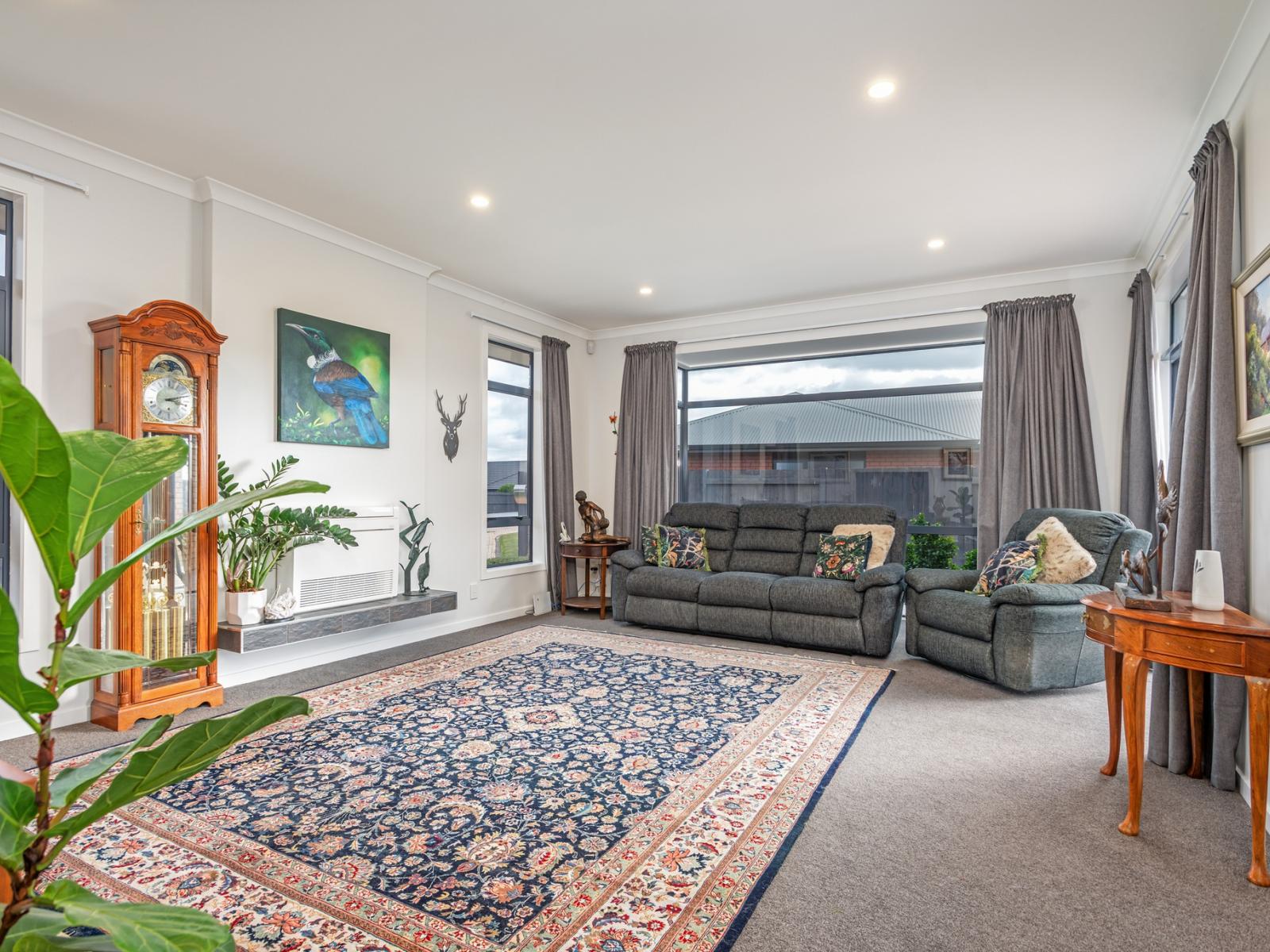 8 Crabapple Close, Milson