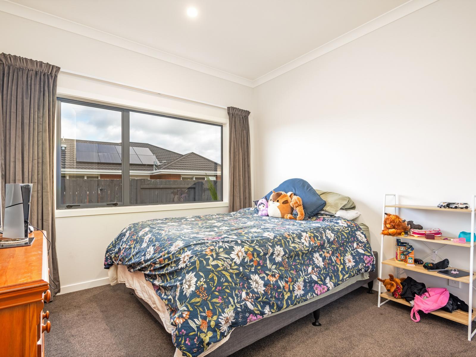 8 Crabapple Close, Milson