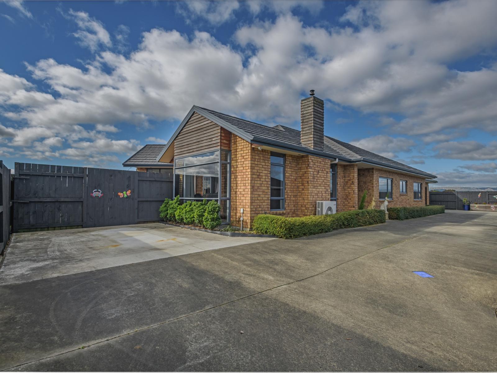 8 Crabapple Close, Milson