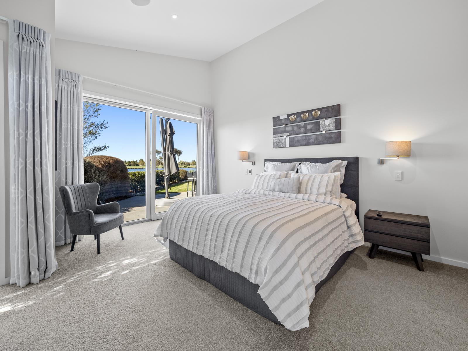 4 Waterton Point, Huntingdon