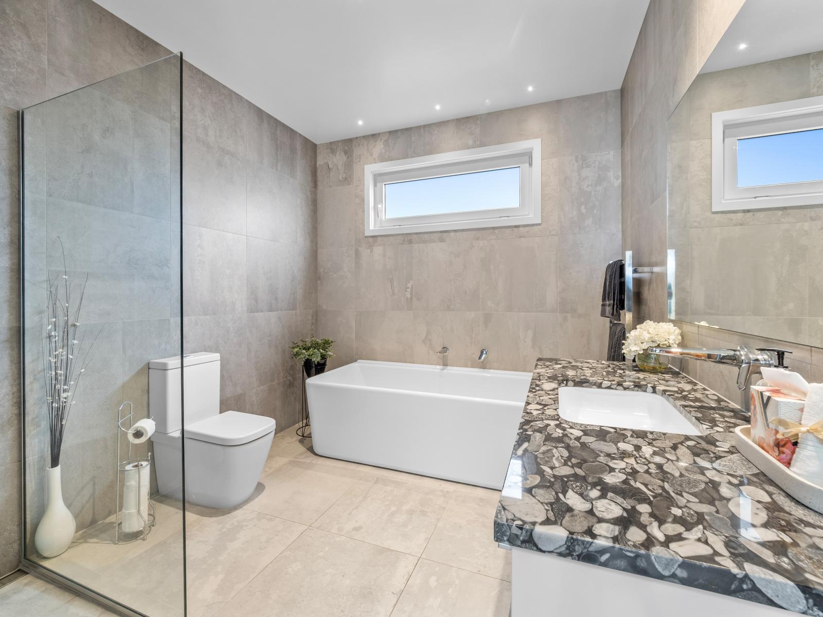 4 Waterton Point, Huntingdon