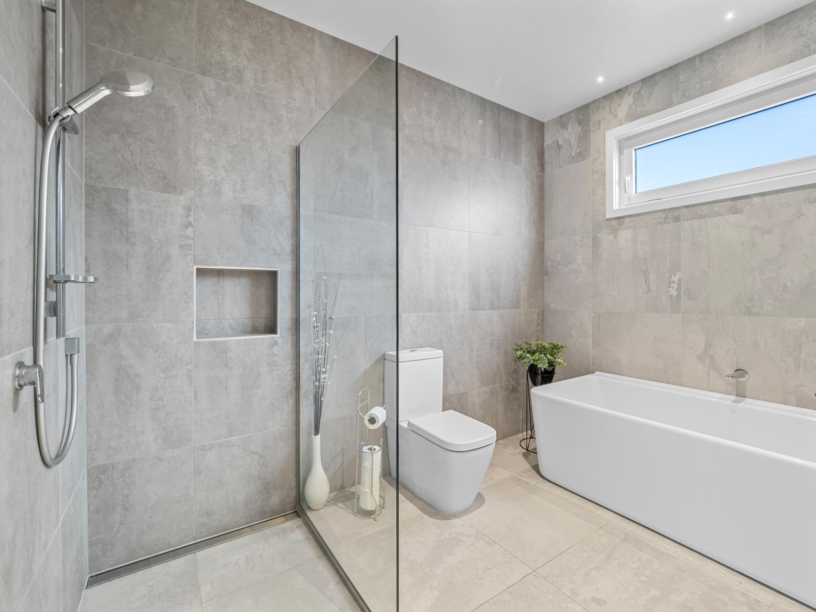 4 Waterton Point, Huntingdon