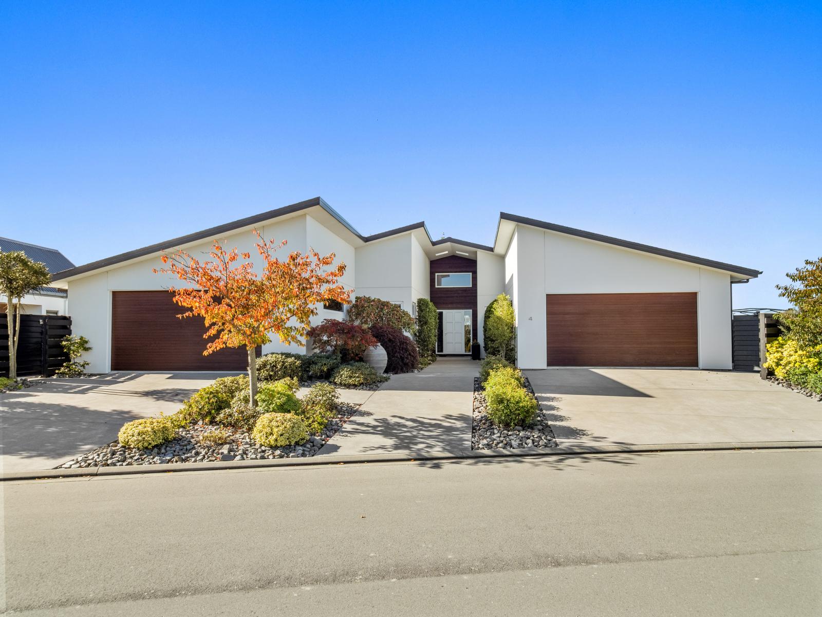 4 Waterton Point, Huntingdon