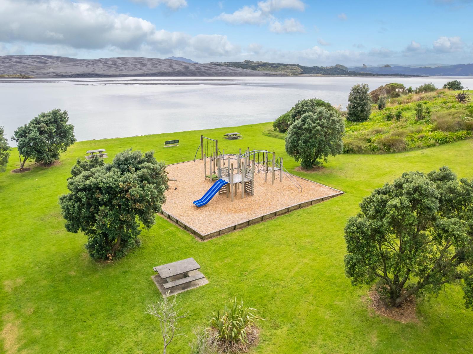 27 Lawton Drive, Aotea Harbour