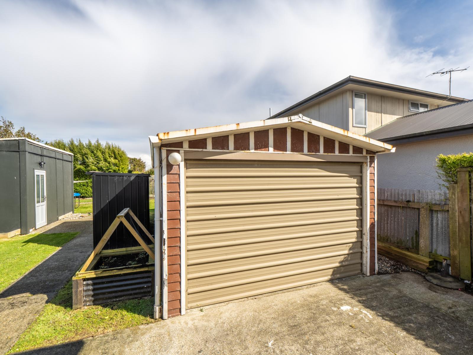 39 Severn Street, Clifton
