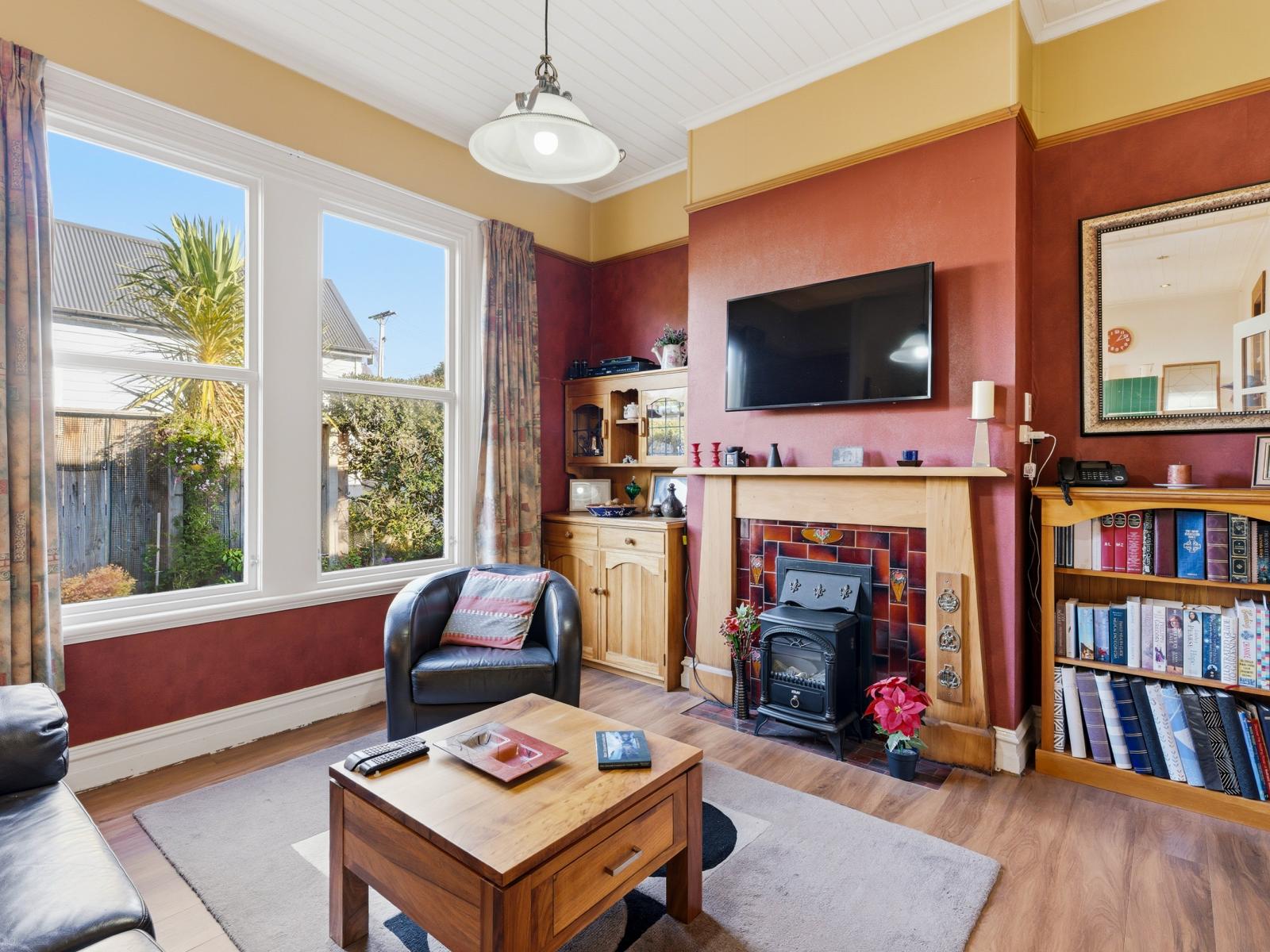 56 Gladstone Road North, Mosgiel