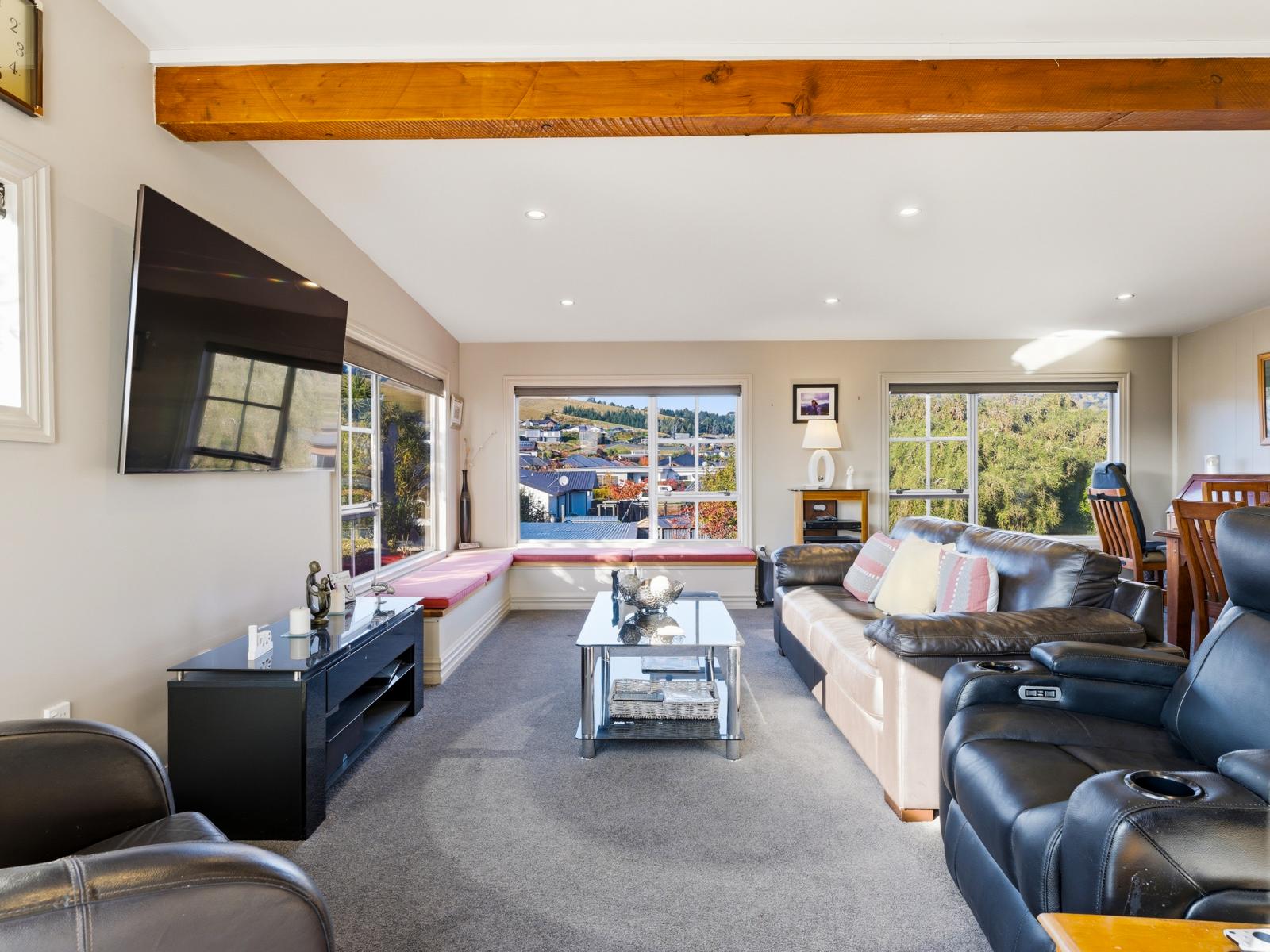 56 Gladstone Road North, Mosgiel