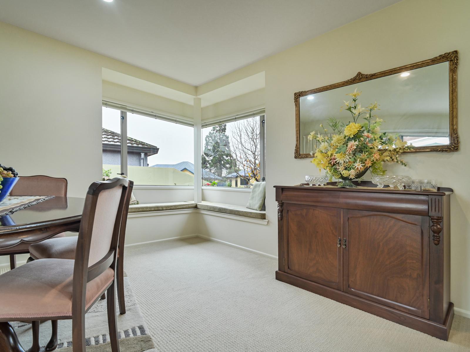 8 Saint Hill Rise, Havelock North