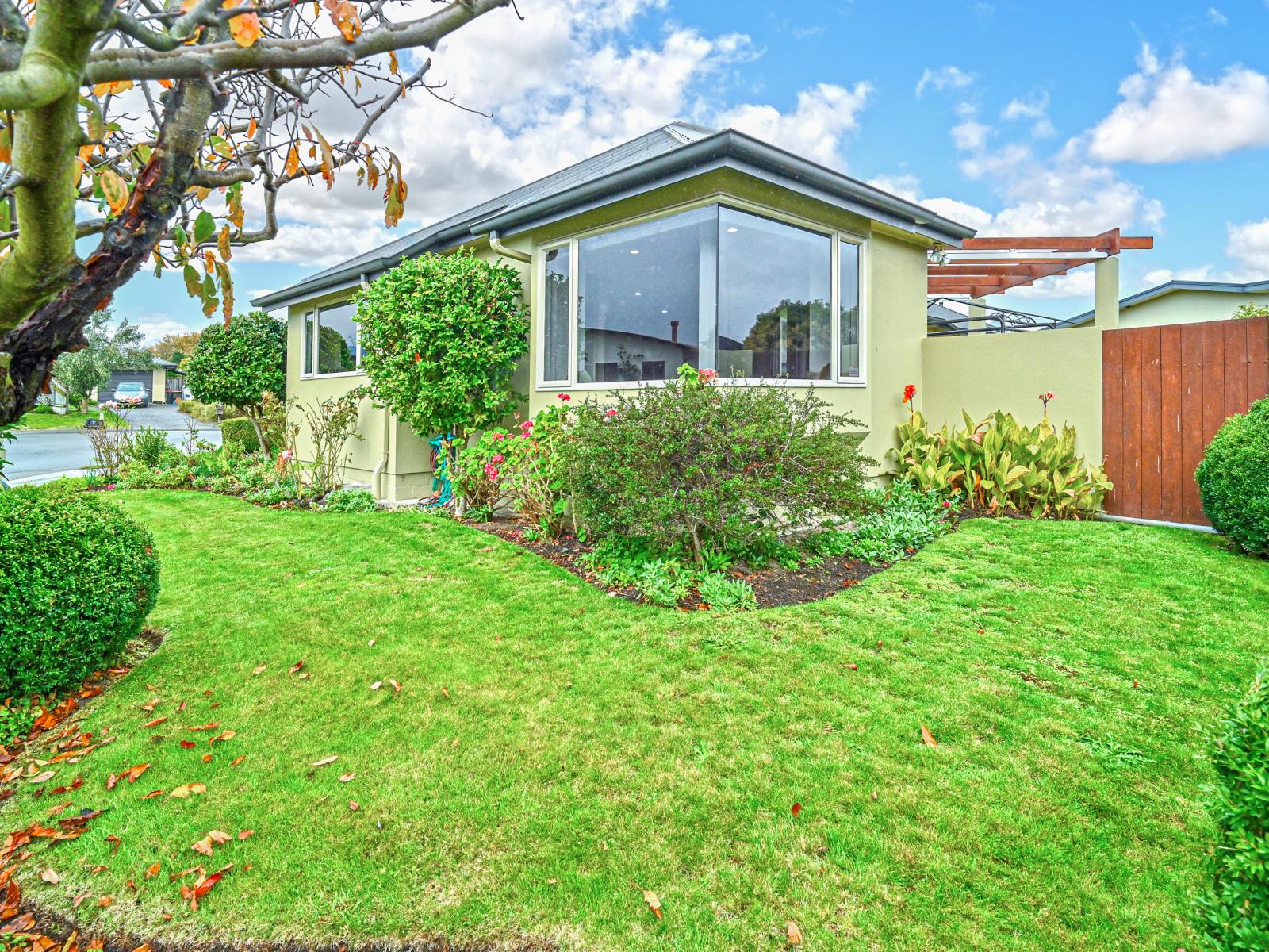8 Saint Hill Rise, Havelock North