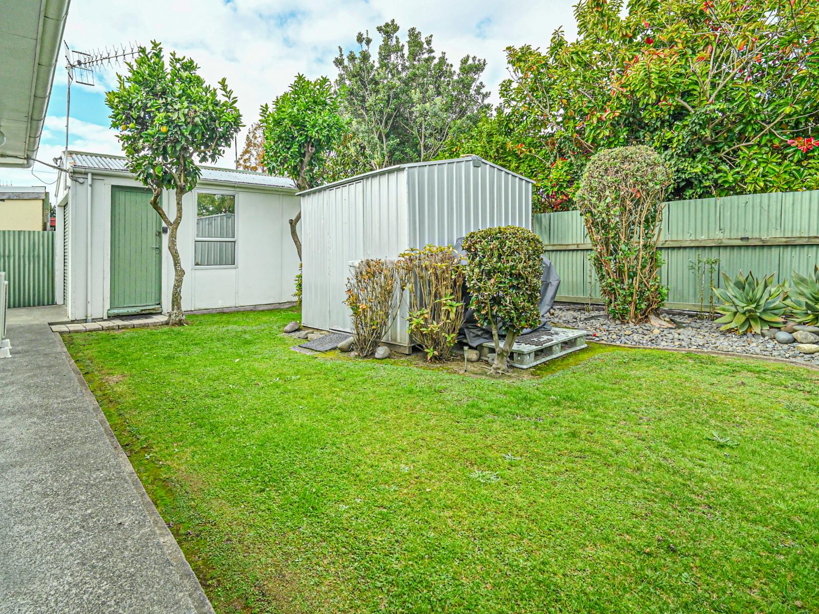 Unit 2, 1003 Konini Street, Mahora