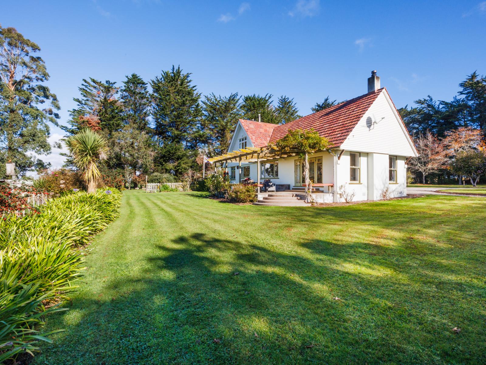 768 Mount Stewart Halcombe Road, Halcombe