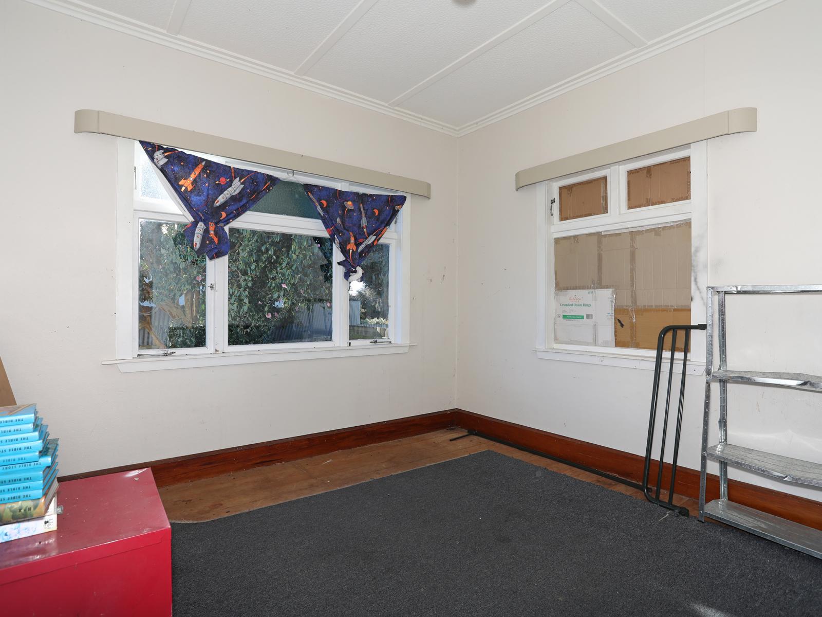 42 Stewart Street, Marton