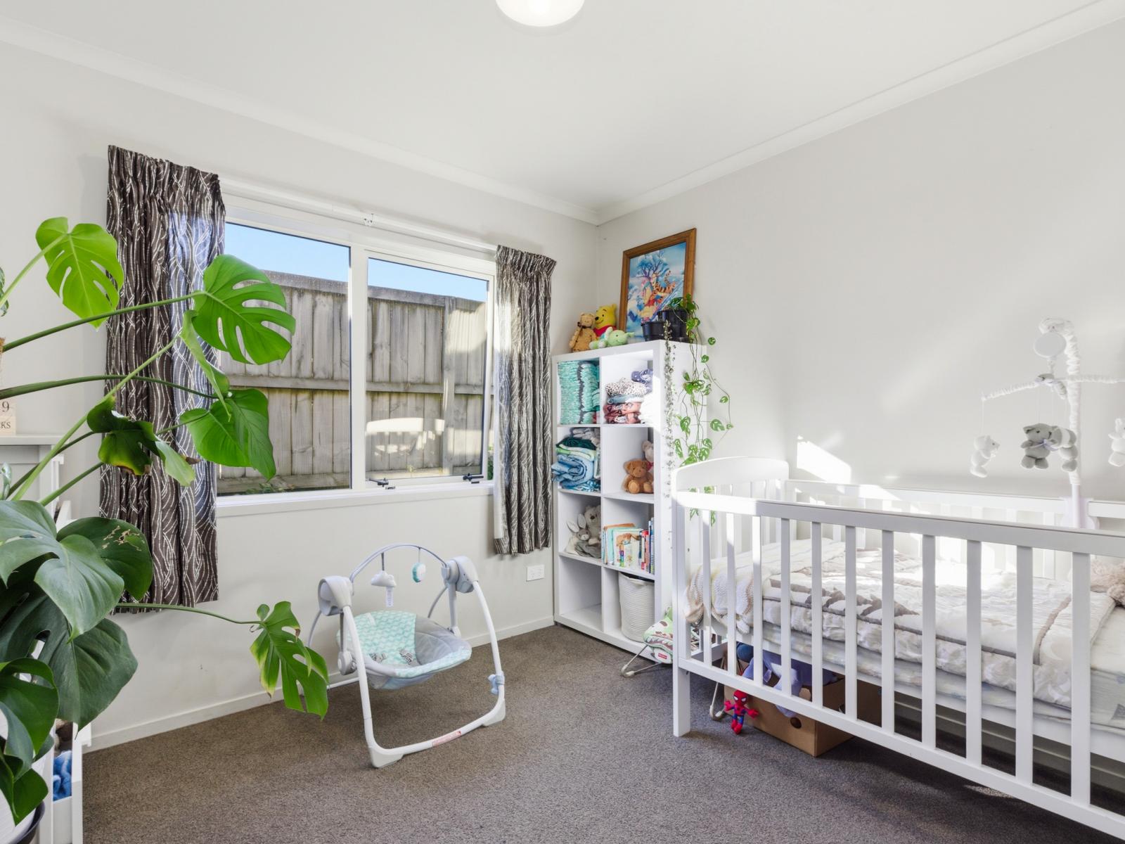 186 / 186a Ballintoy Park Drive, Welcome Bay