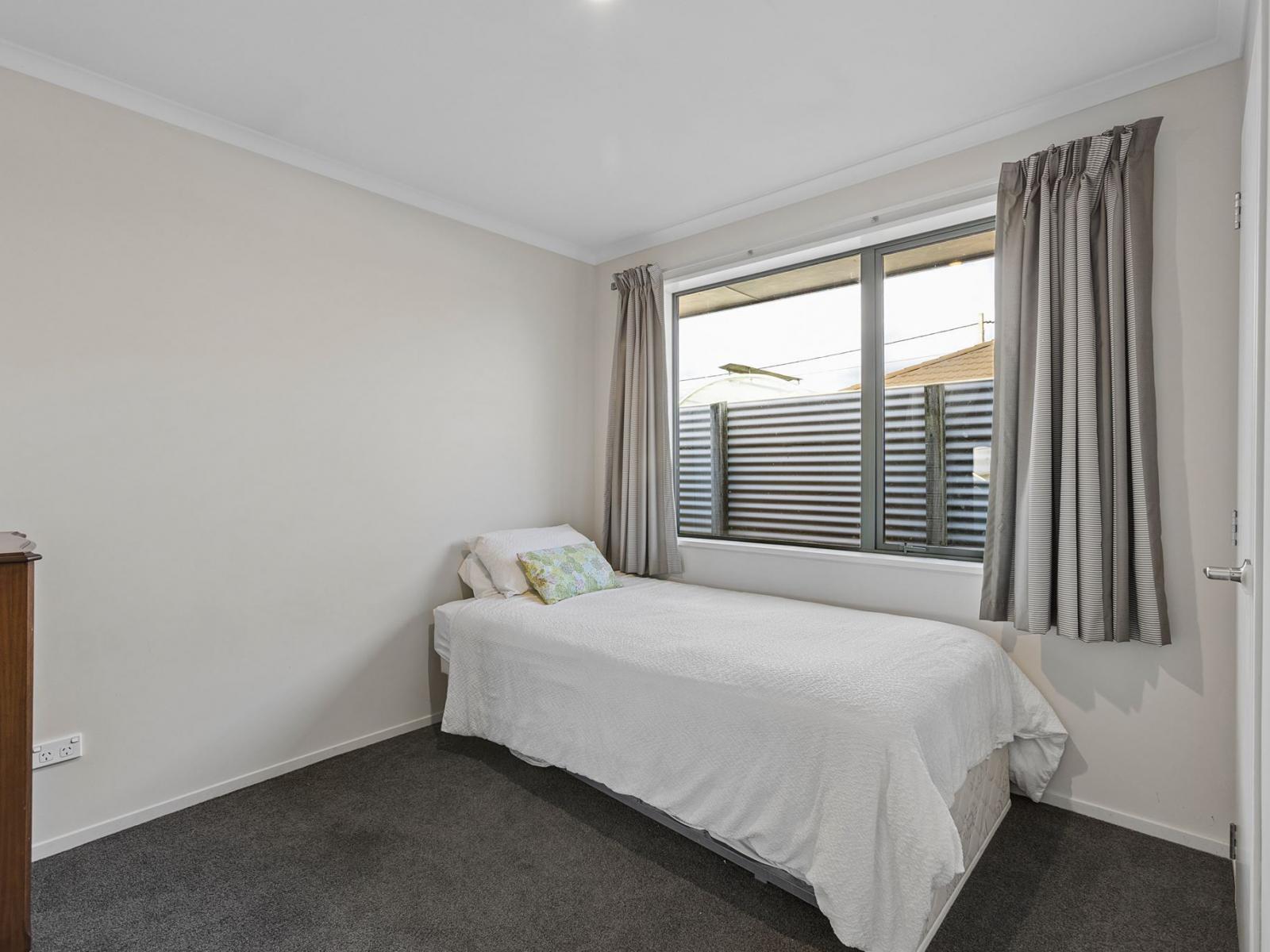 29B and C Lyndhurst Street, Westport