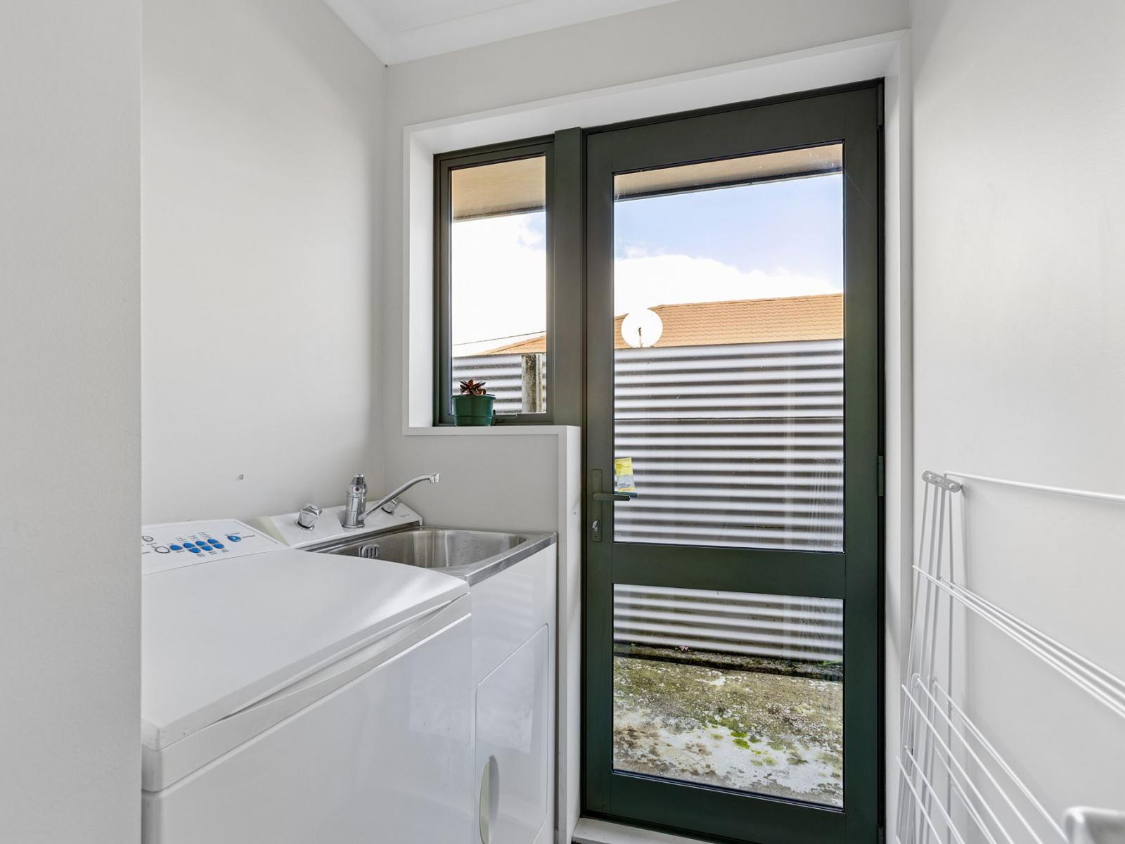 29B and C Lyndhurst Street, Westport