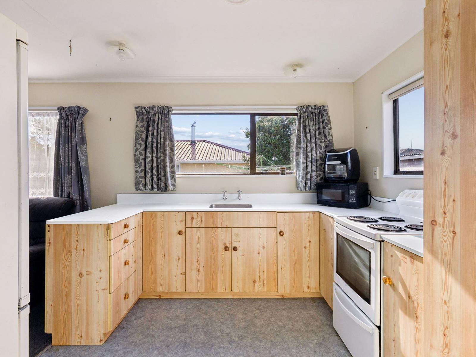 29B and C Lyndhurst Street, Westport
