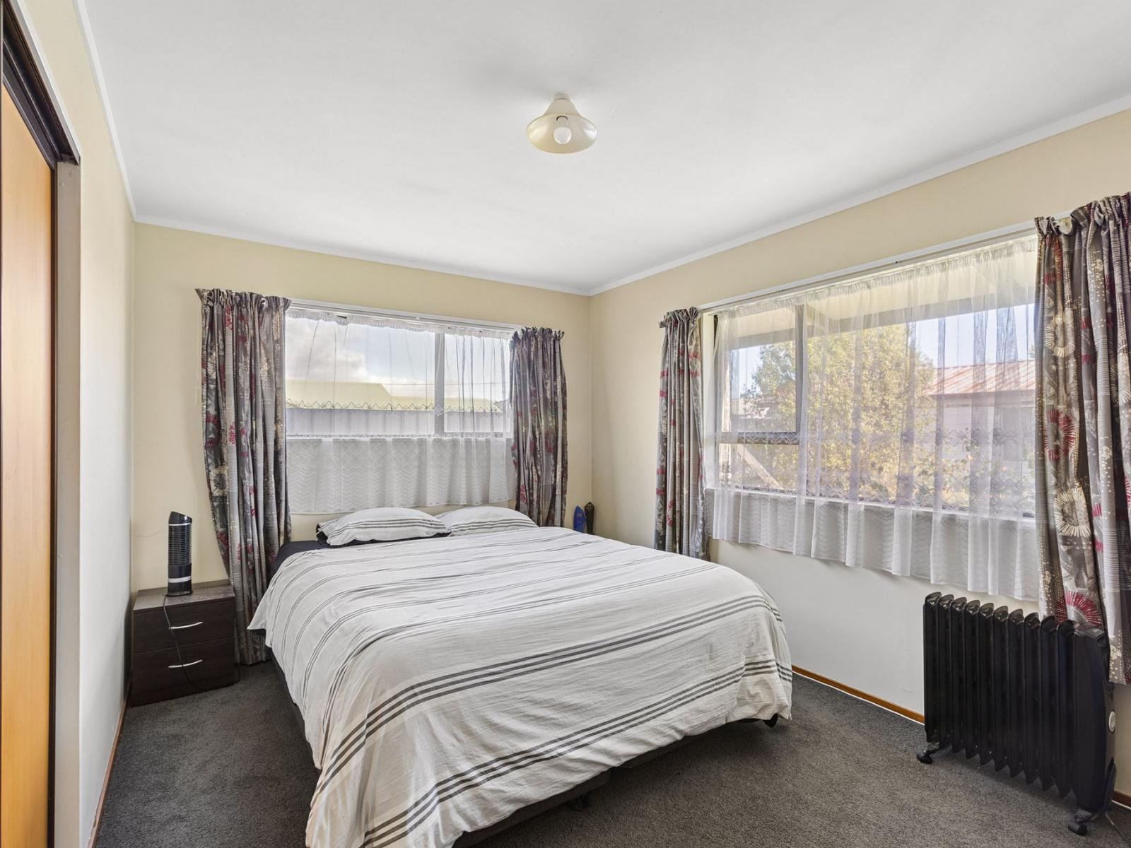 29B and C Lyndhurst Street, Westport