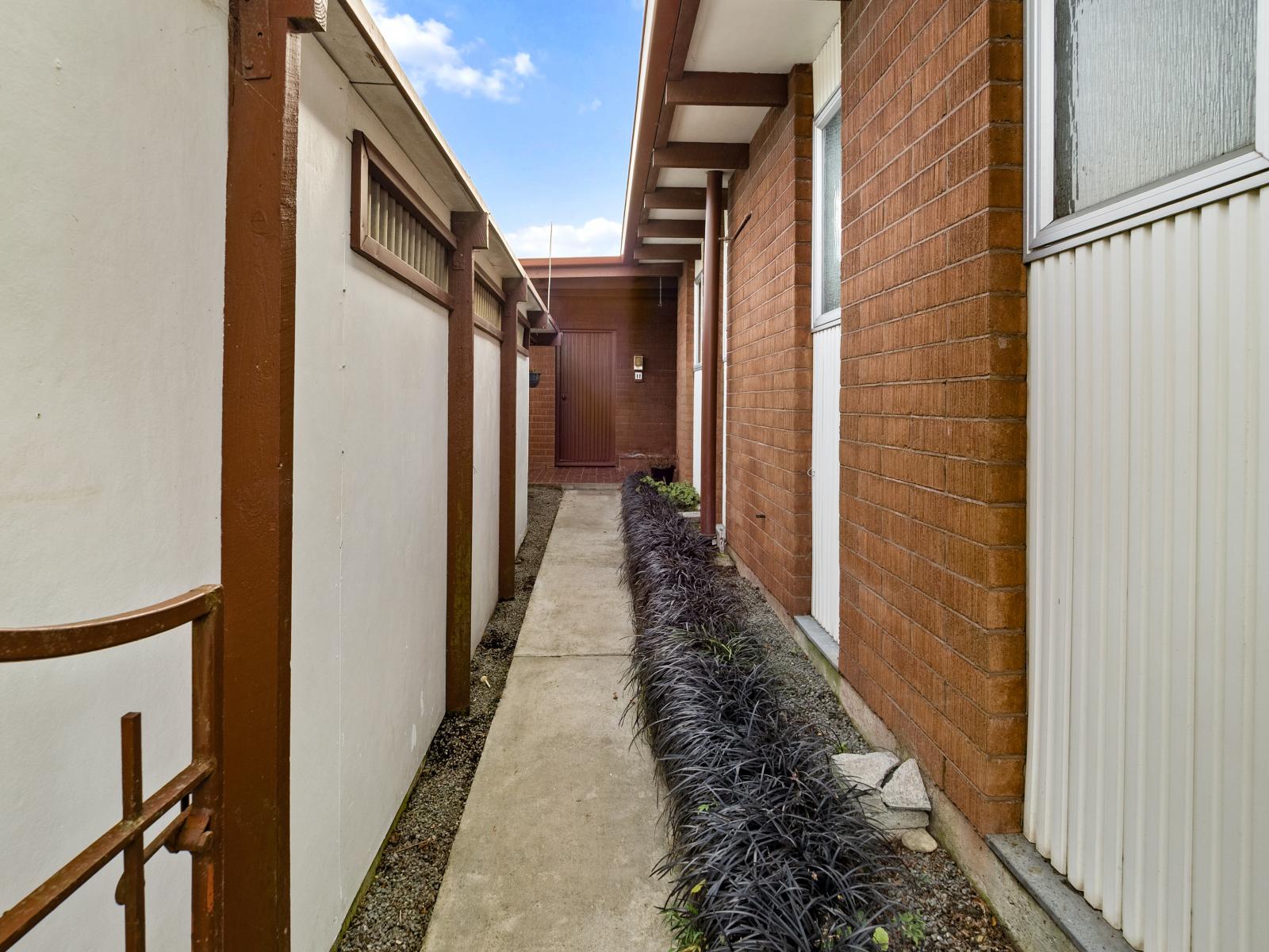 11 Hefford Place, Allenton