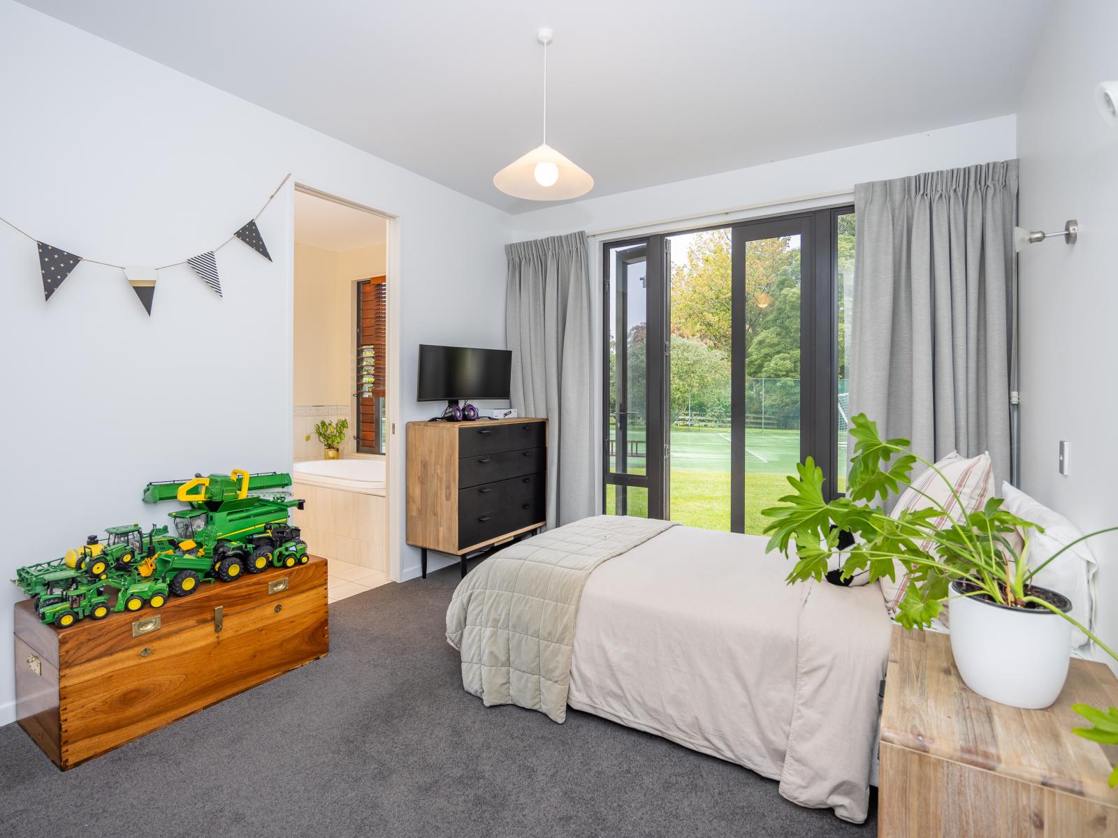 74 Poplar Lane, Matangi