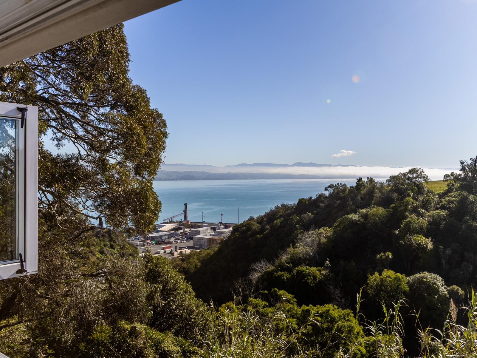 Unit 2, 3 Lighthouse Road, Bluff Hill