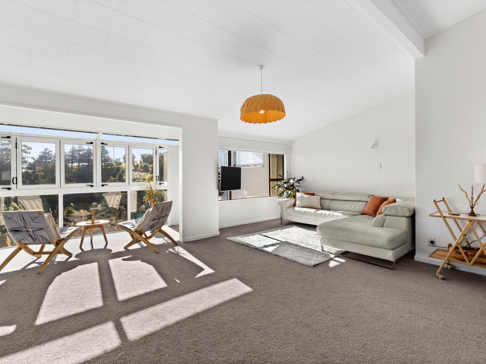 Unit 2, 3 Lighthouse Road, Bluff Hill