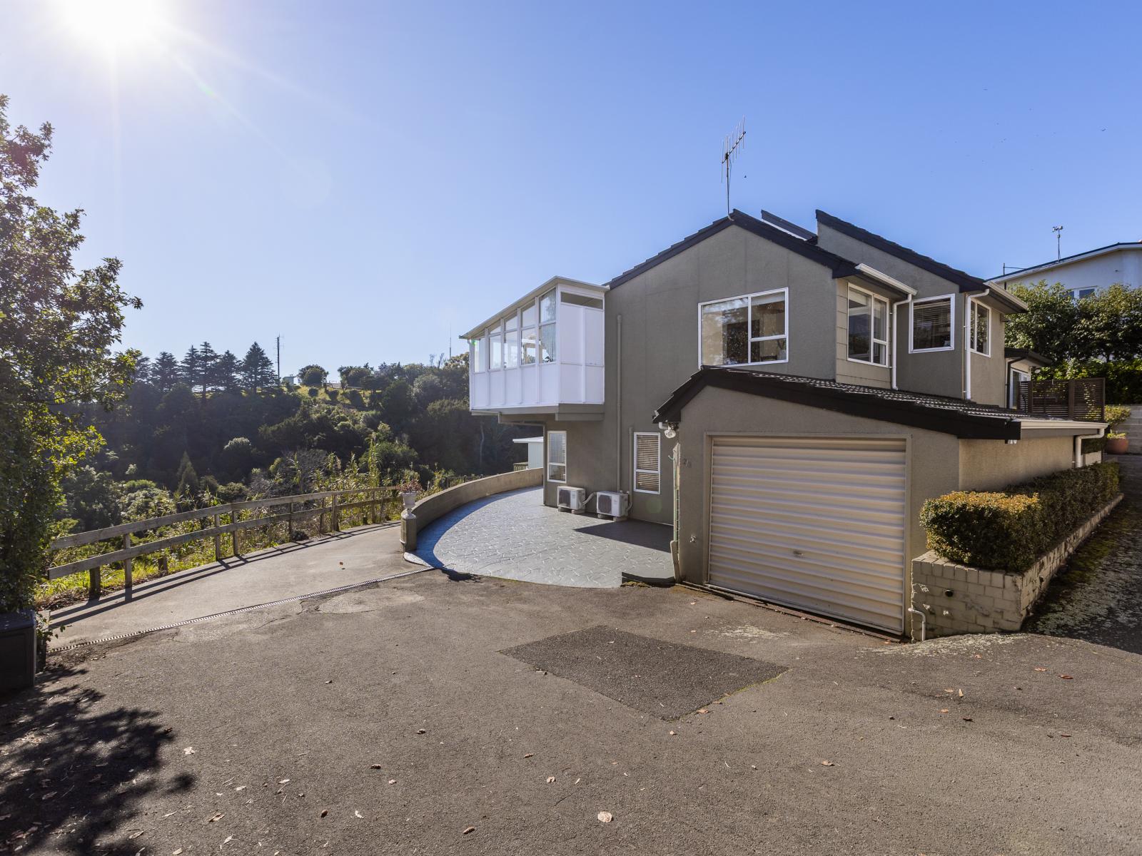 Unit 2, 3 Lighthouse Road, Bluff Hill