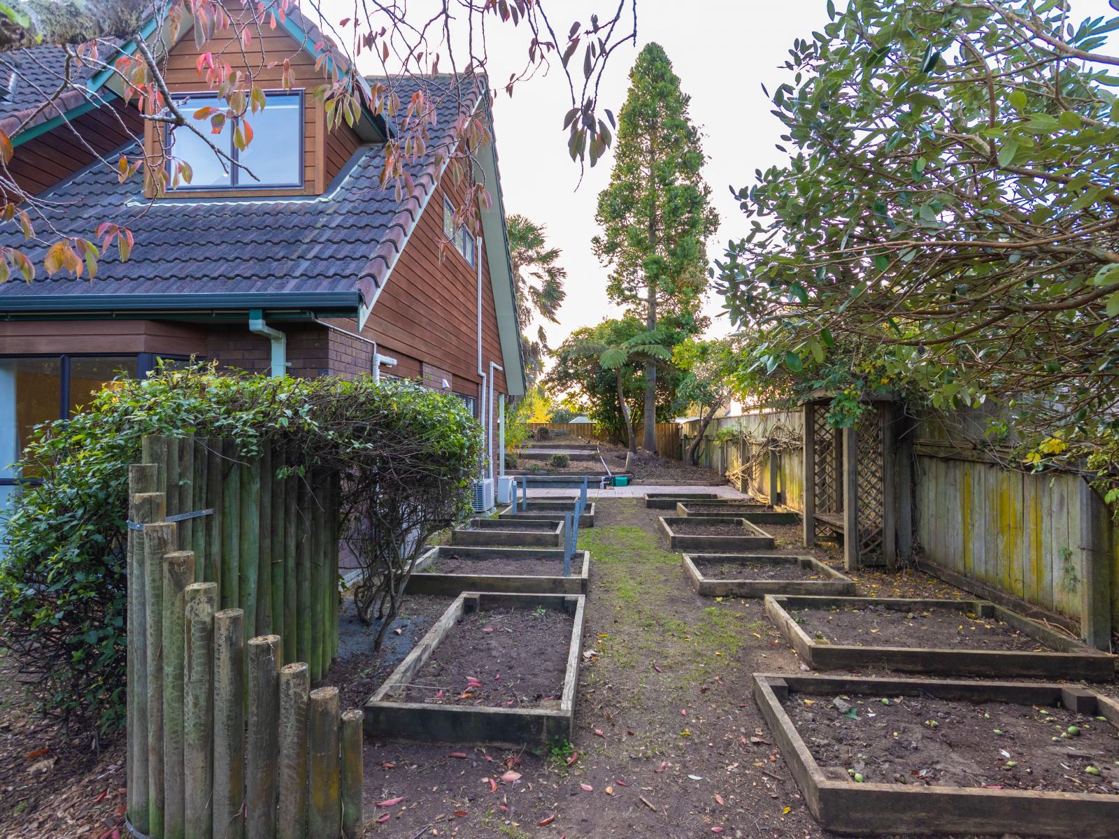 123D Park Road, West End
